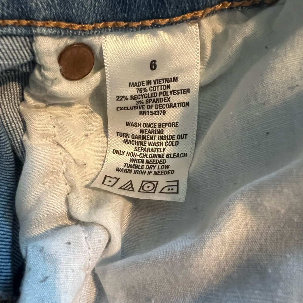 Aeropostale Women's Light Blue High Rise Jeans - Picture 3 of 4